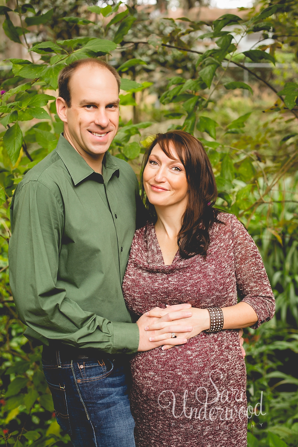 pregnancy portraits done on a fall day in central florida